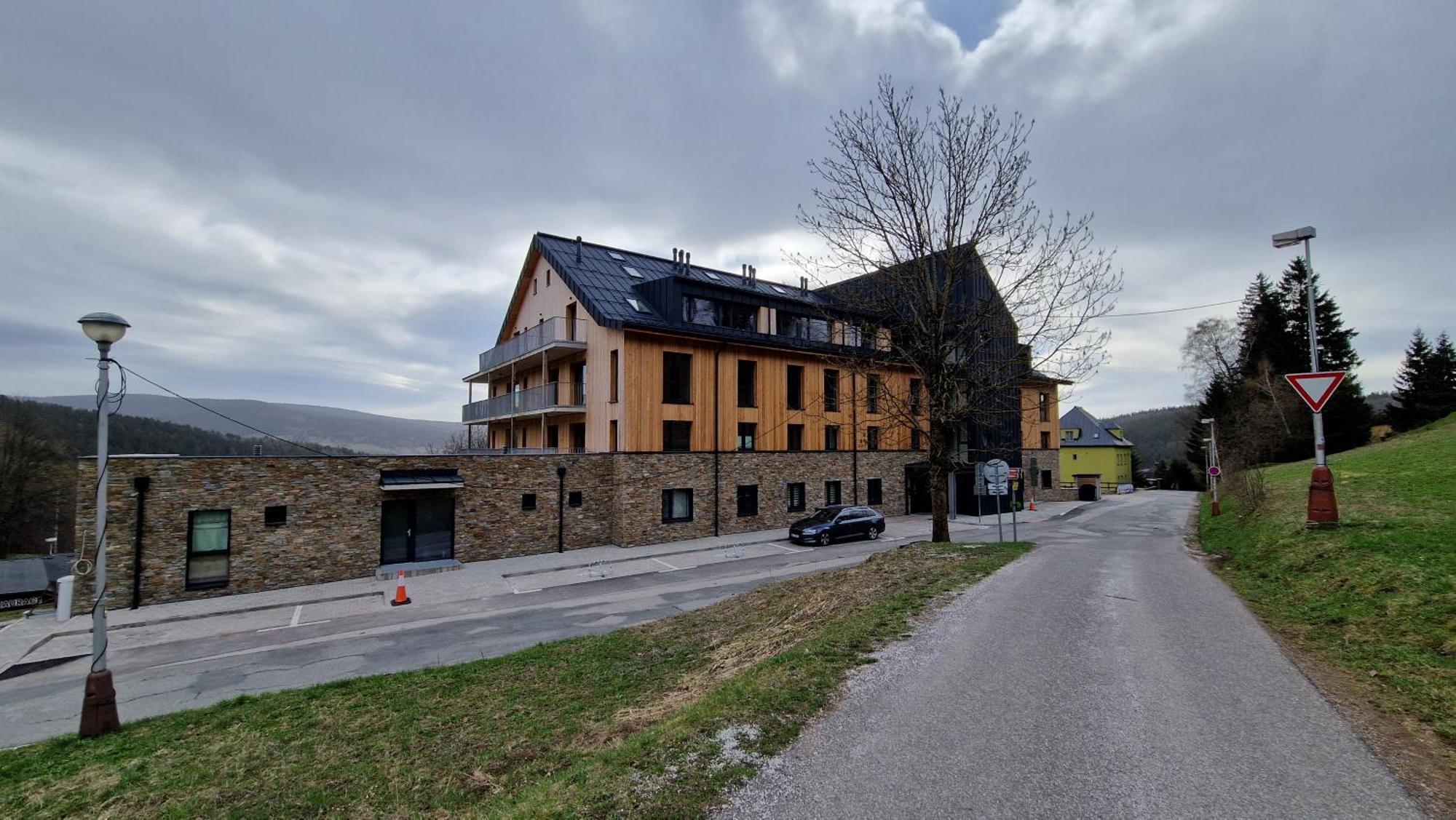 Ski&Bike Apartment Janske Lazne + Parking Zewnętrze zdjęcie